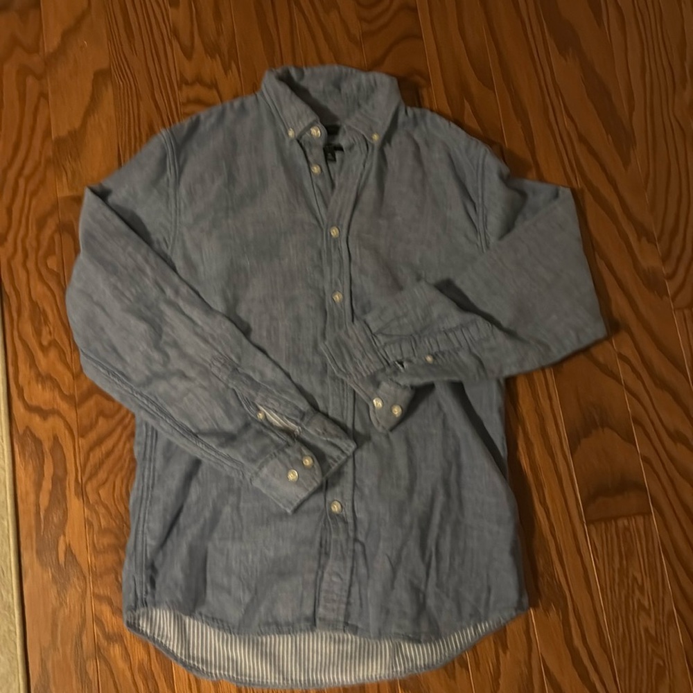 Medium banana republic loc button up